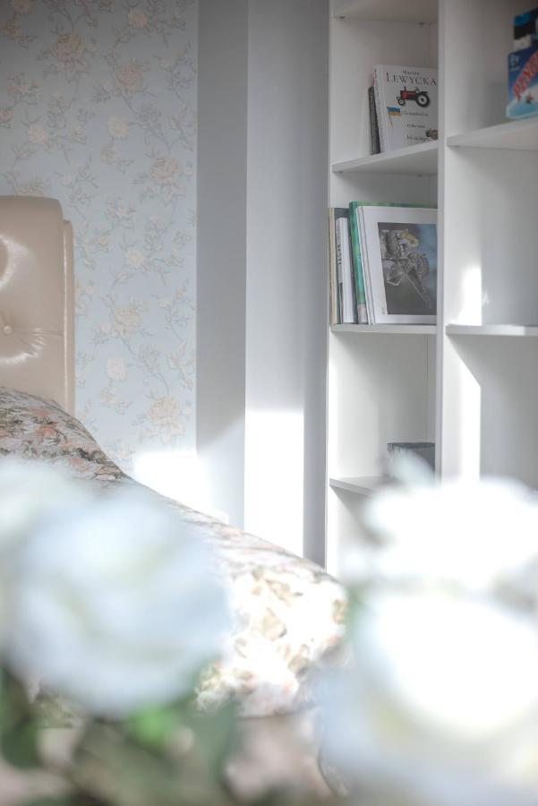 Roosi Apartment Haapsalu Bagian luar foto